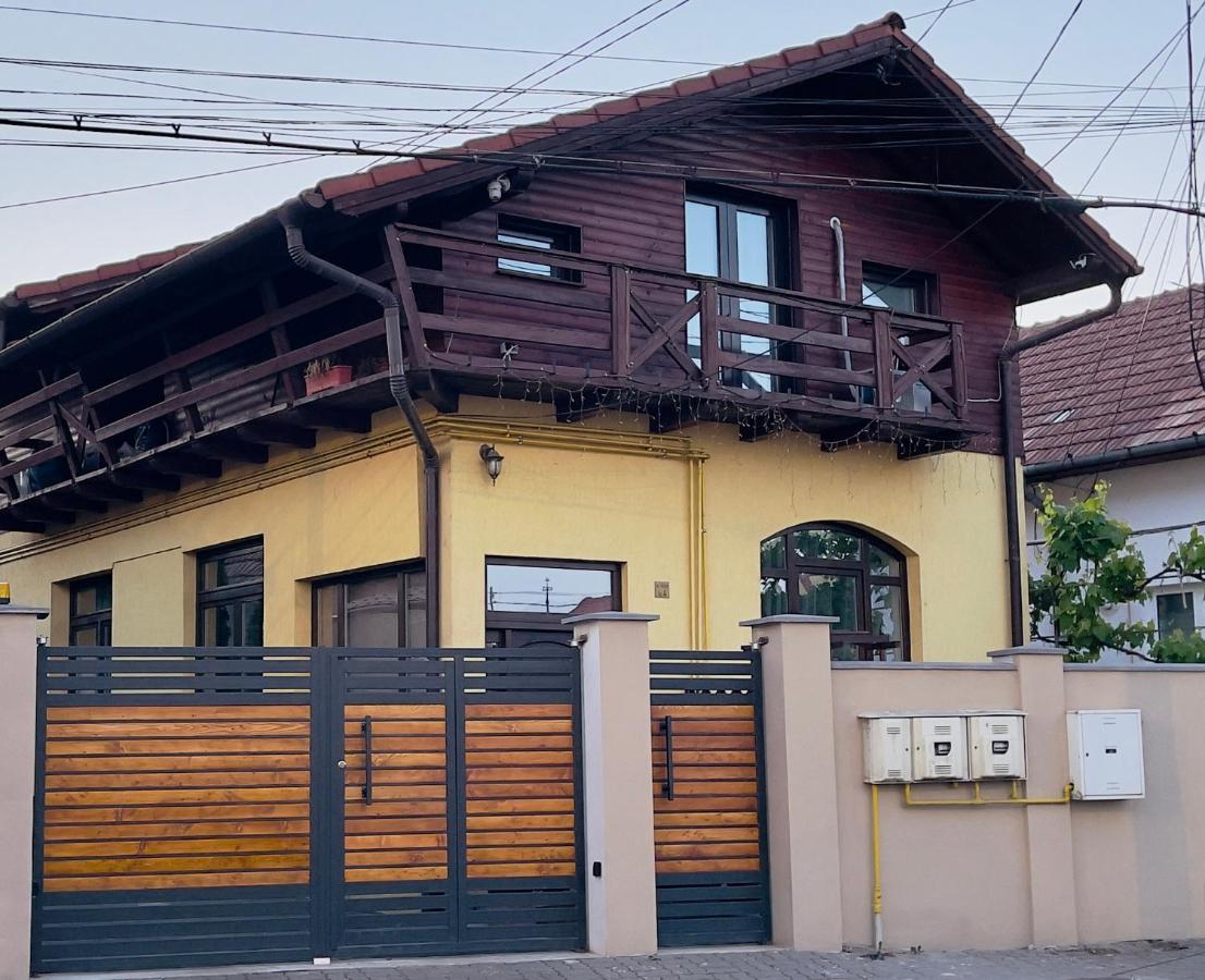 阿尔巴·尤利亚·Casa Tamplarului别墅 外观 照片